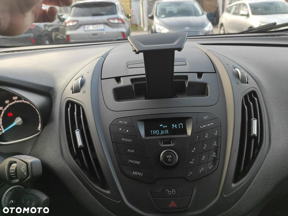 Ford Tourneo Courier 1.0 EcoBoost Titanium - 12