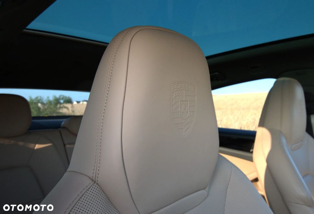Porsche Cayenne Platinum Edition - 34