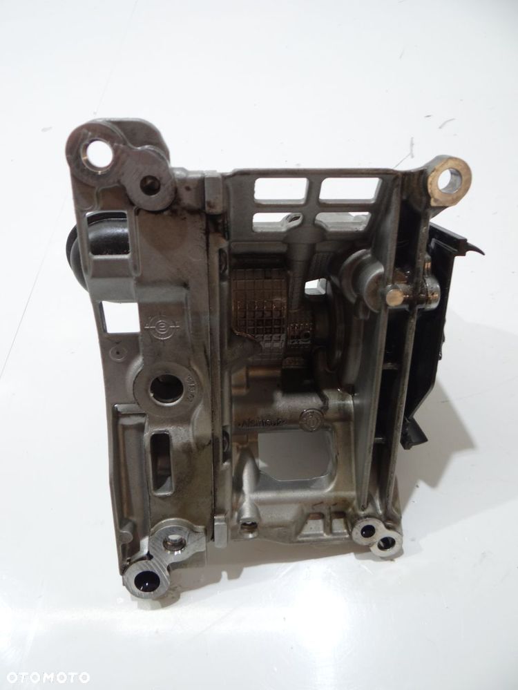 POMPA OLEJU BMW F10 F11 3.0 D N57 7805316 - 4