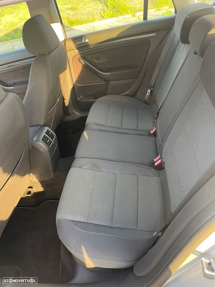 VW Golf Variant 1.6 TDi Trendline - 10