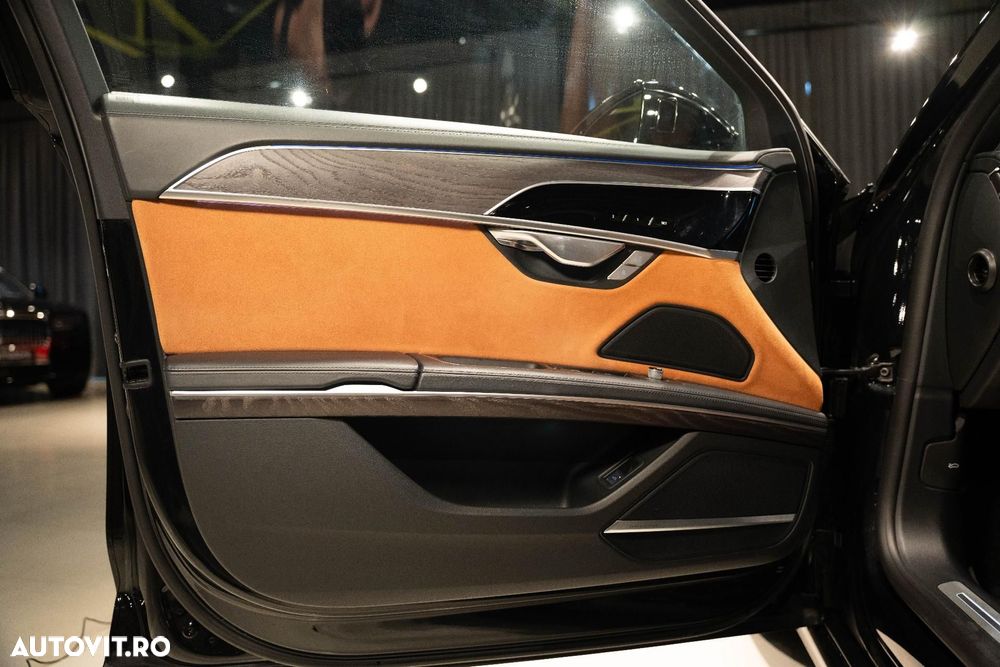 Audi A8 55 TFSI quattro Tiptronic MHEV - 33