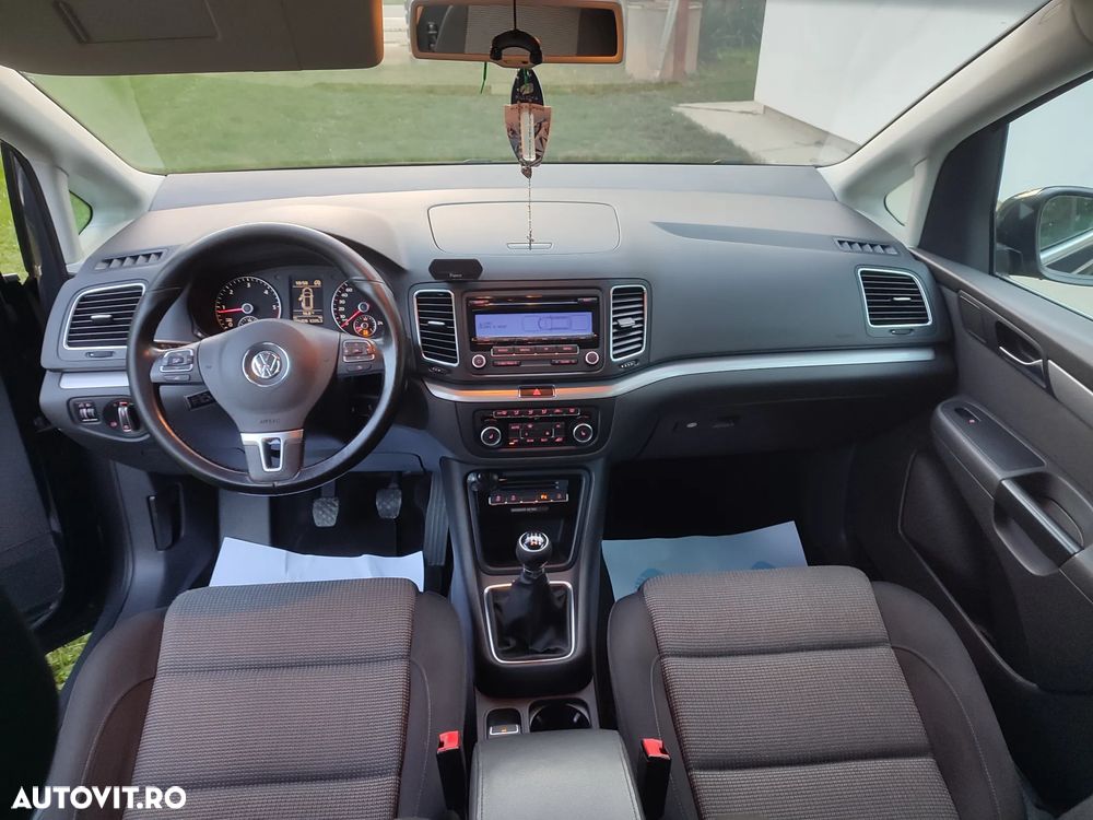 Volkswagen Sharan 2.0 TDI DPF BlueMotion Comfortline - 6