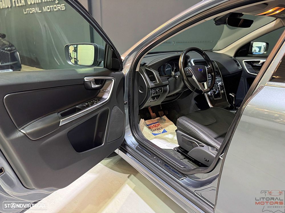 Volvo XC 60 2.0 D3 Momentum - 13