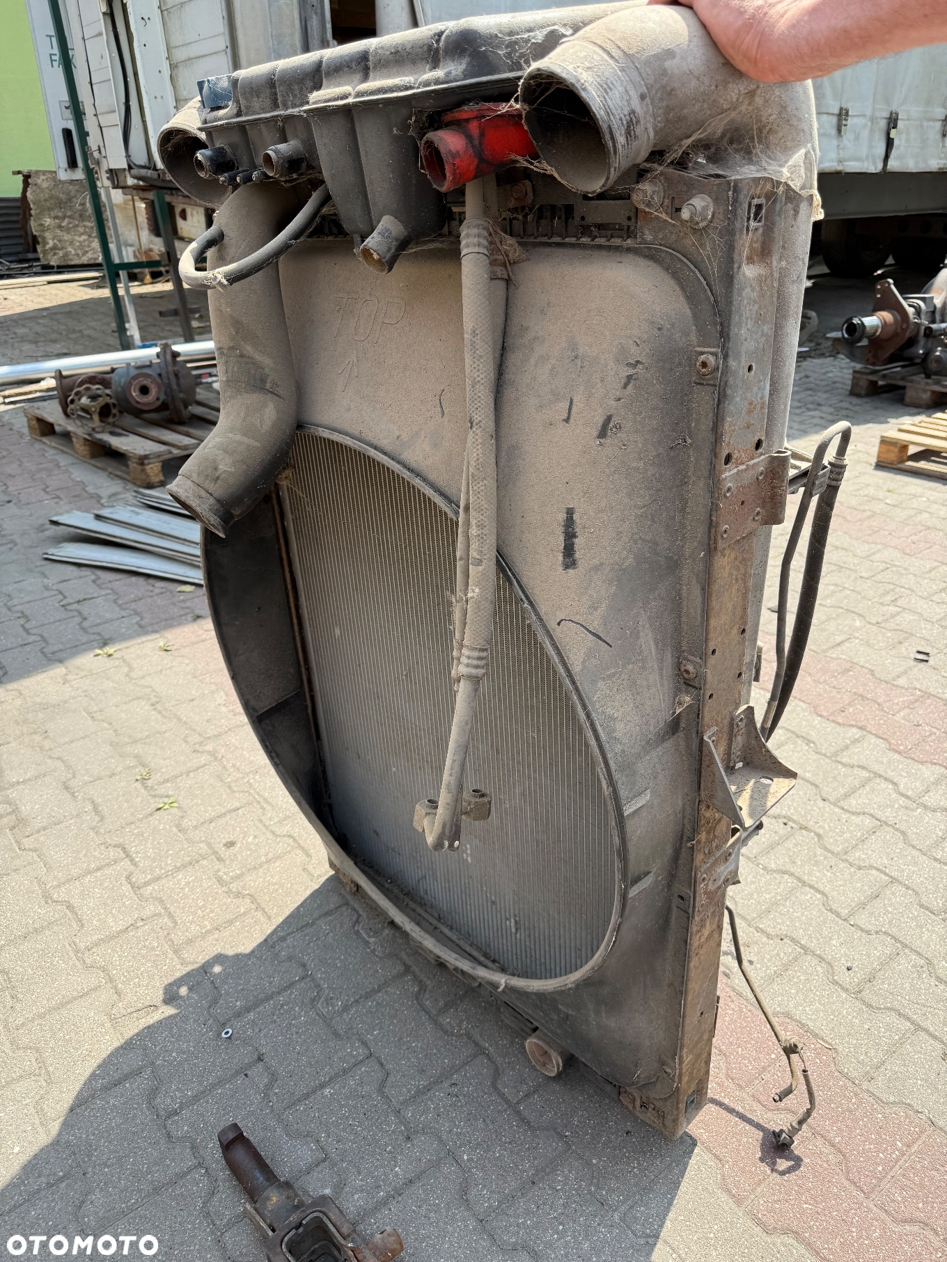 Daf FX obudowa filtra powietrza, chłodnica wody intercooler, owiewka górna spoiler, siodło Daf XF - 4