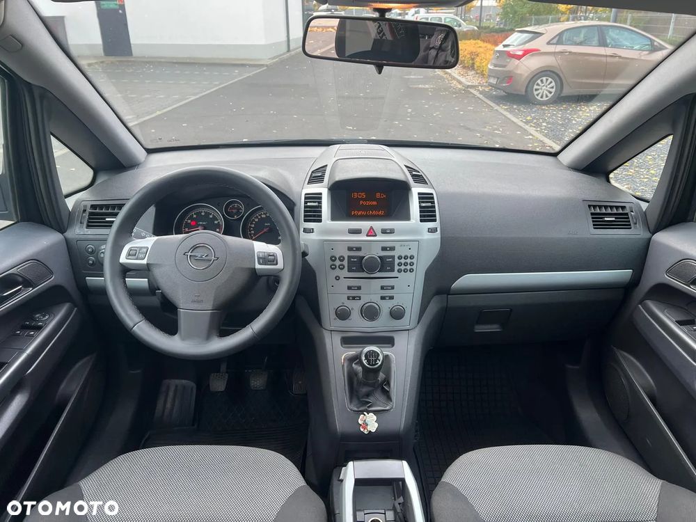 Opel Zafira 1.6 Active - 19