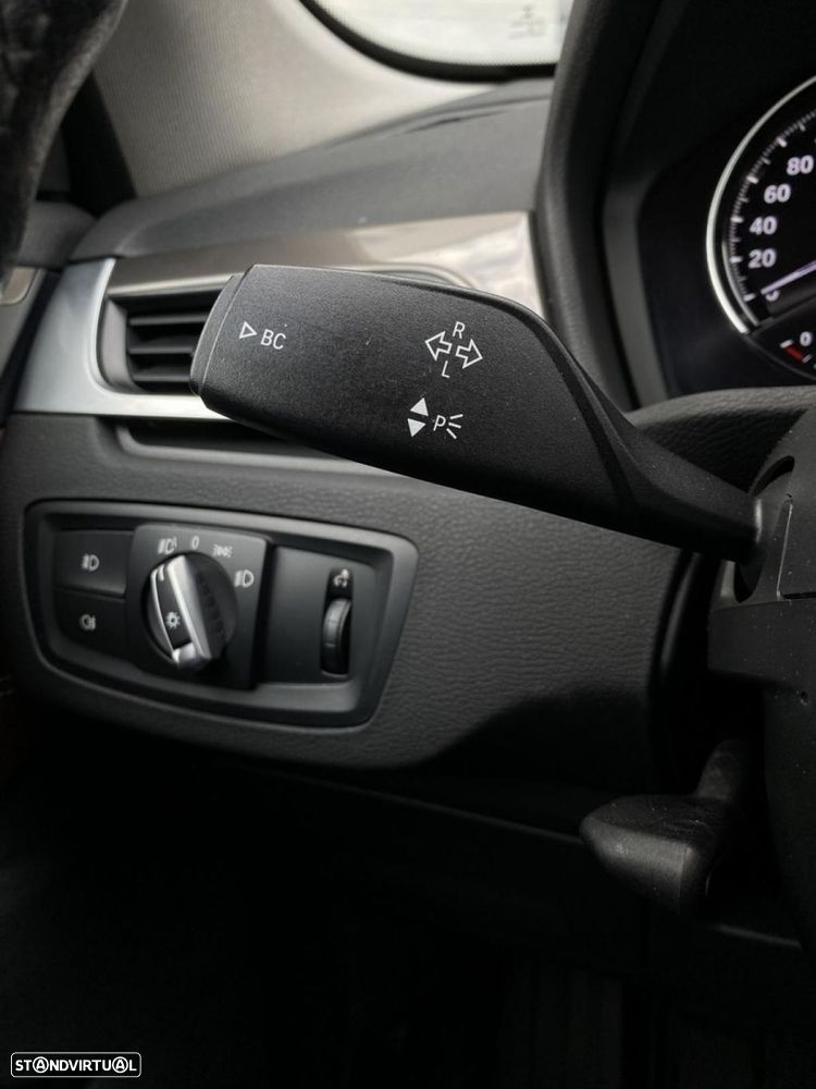 BMW X1 16 d sDrive Auto xLine - 34
