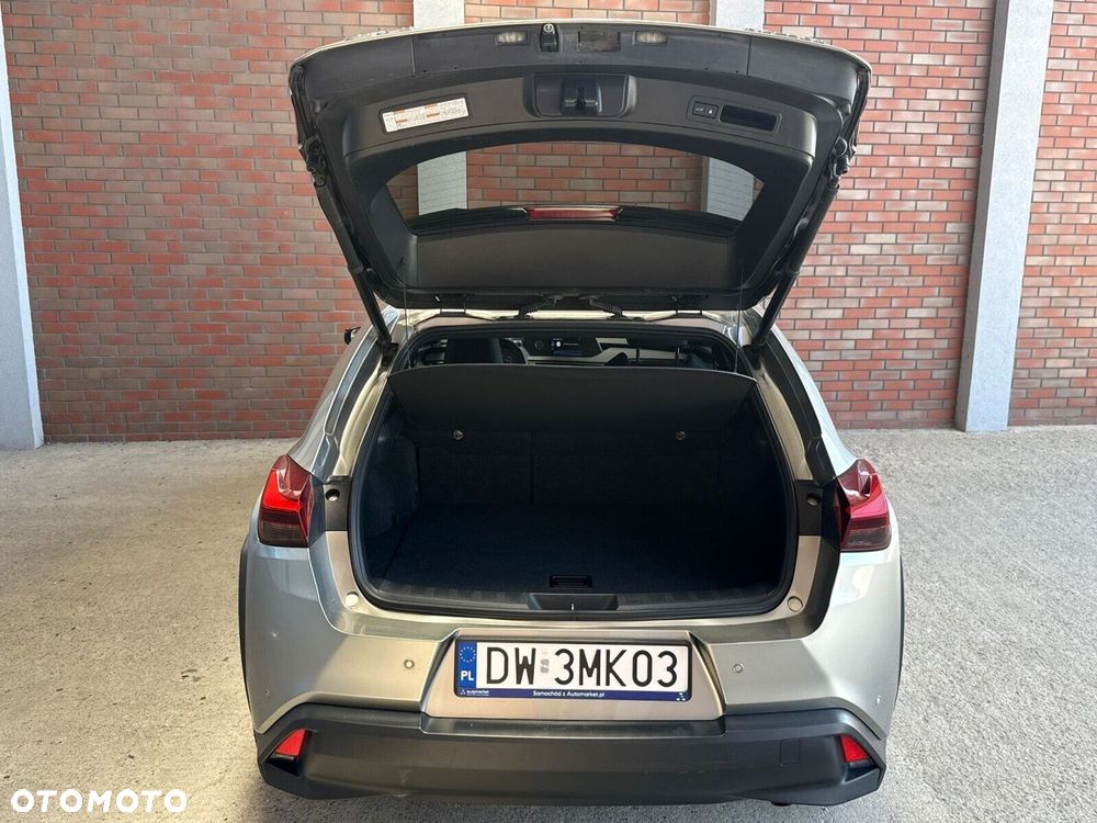 Lexus UX - 15