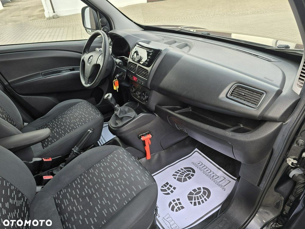 Opel Combo - 15