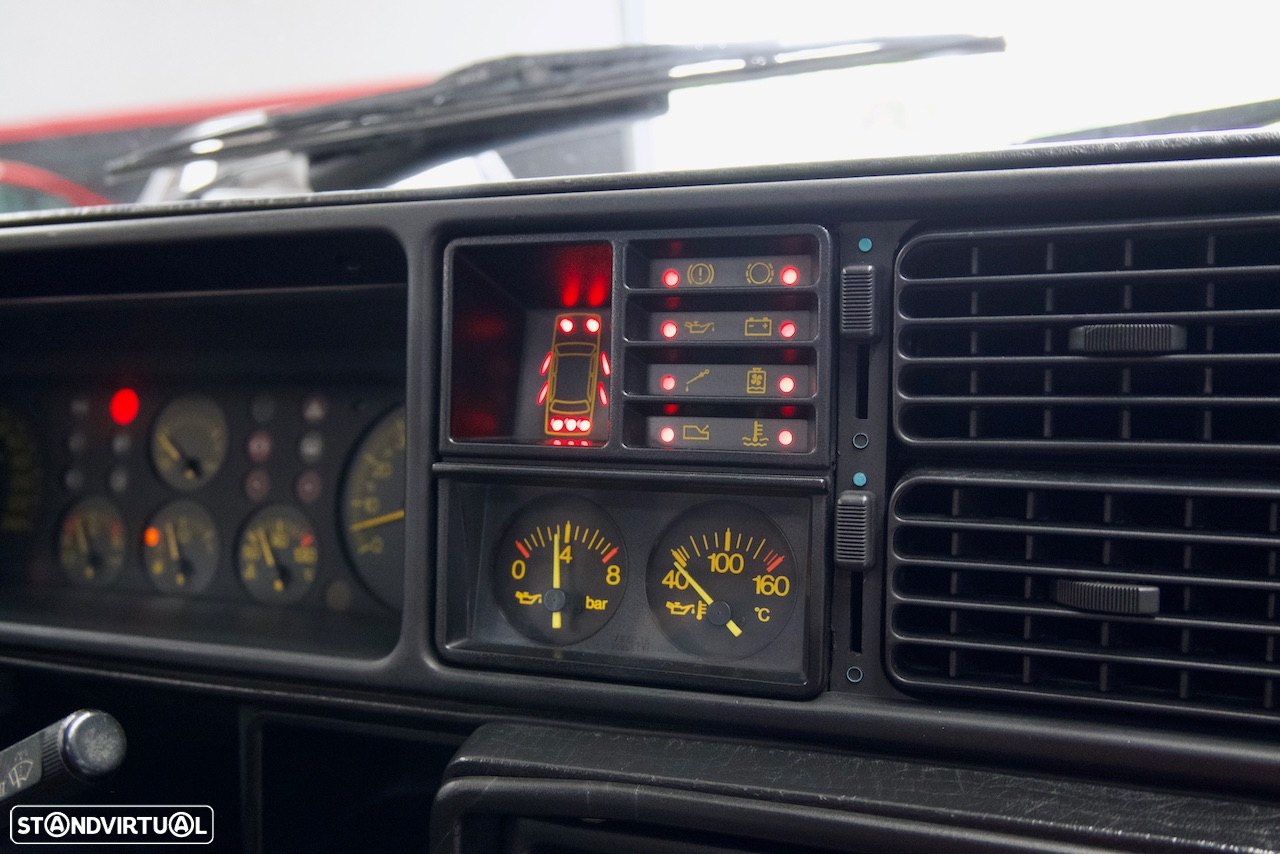 Lancia Delta 2.0 HF Integrale - 25