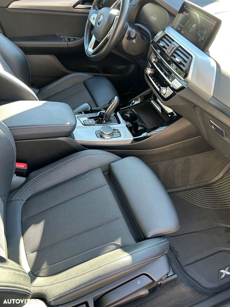 BMW X3 xDrive20d AT Advantage - 11