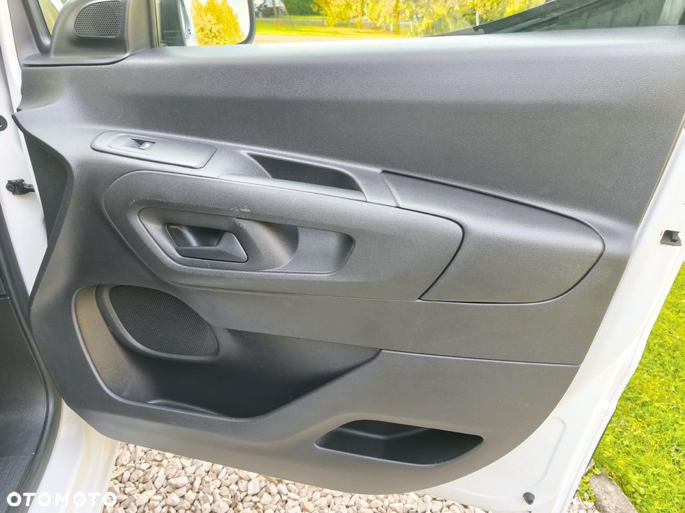 Toyota Proace City - 18