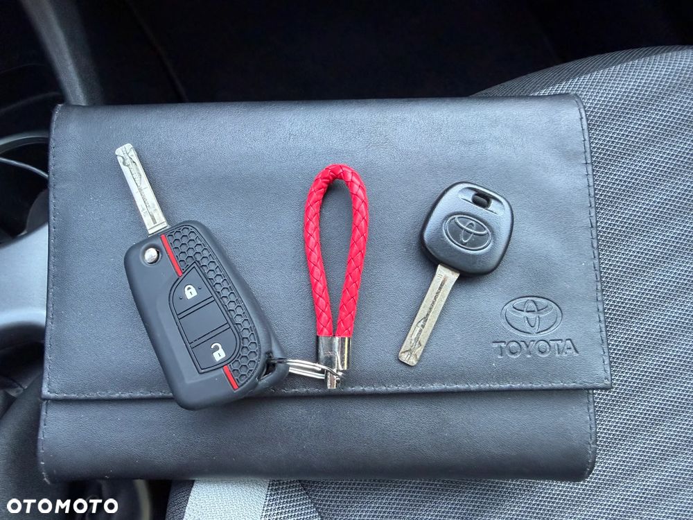 Toyota Aygo x-play connect - 26