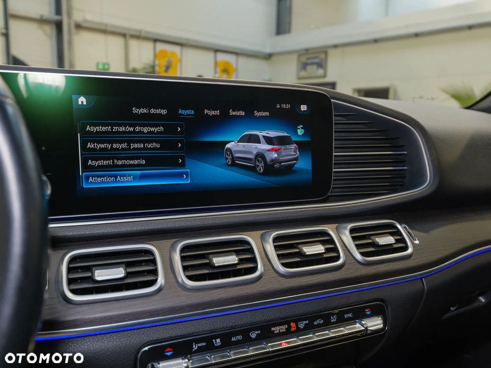 Mercedes-Benz GLE 300 d 4-Matic - 32