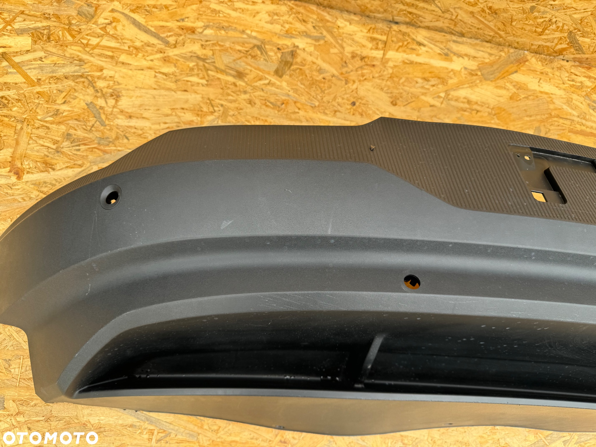 ZDERZAK TYŁ TYLNI VOLVO EX30 EX-30 DÓŁ SPOILER DYFUZOR 31345661 ORYGINAŁ - 3