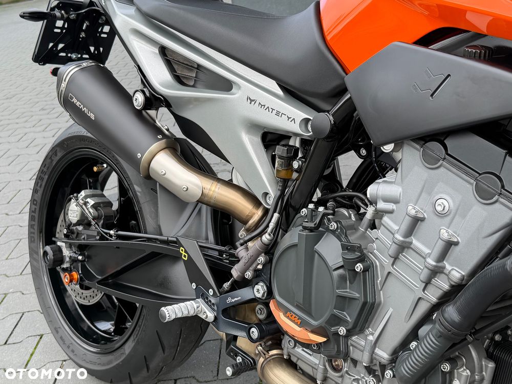 KTM Duke 790 - 20