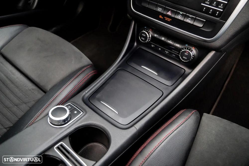 Mercedes-Benz GLA 180 (CDI) d 7G-DCT AMG Line - 29