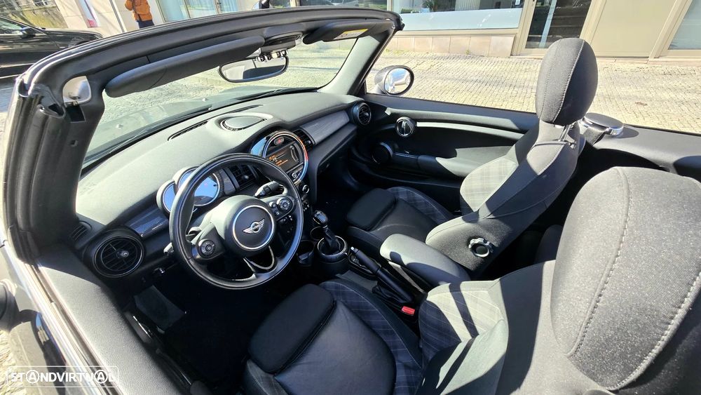 MINI Cabrio Cooper Auto. - 4