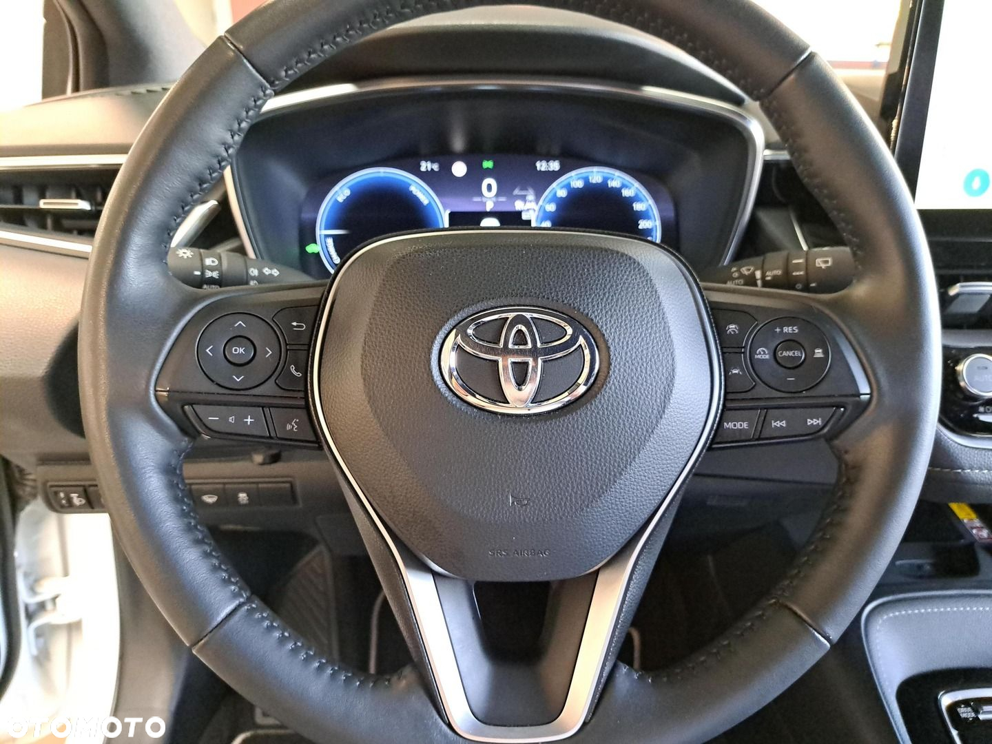 Toyota Corolla 1.8 Hybrid Style - 30