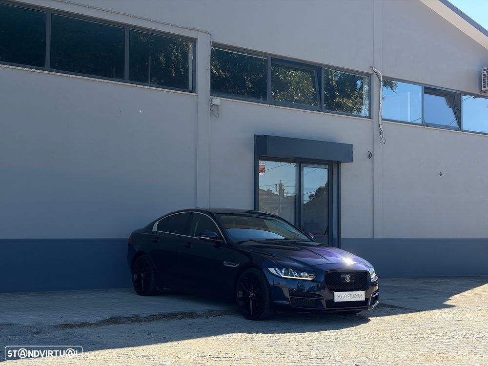 Jaguar XE 2.0 D Portfolio Aut. - 11