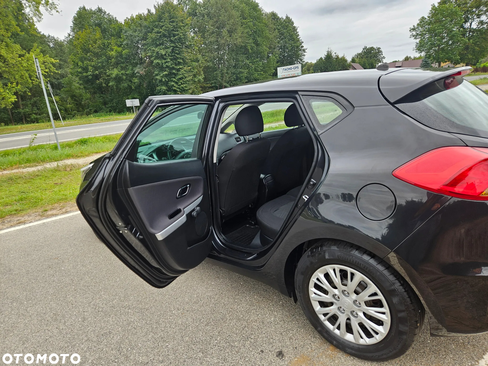 Kia Ceed 1.4 CVVT Dream-Team Edition - 36