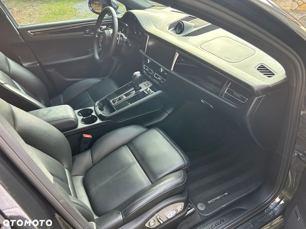 Porsche Macan - 13