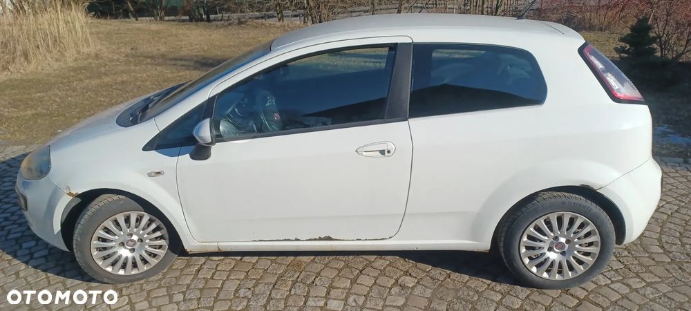 Fiat Punto Evo 2011 photo 5