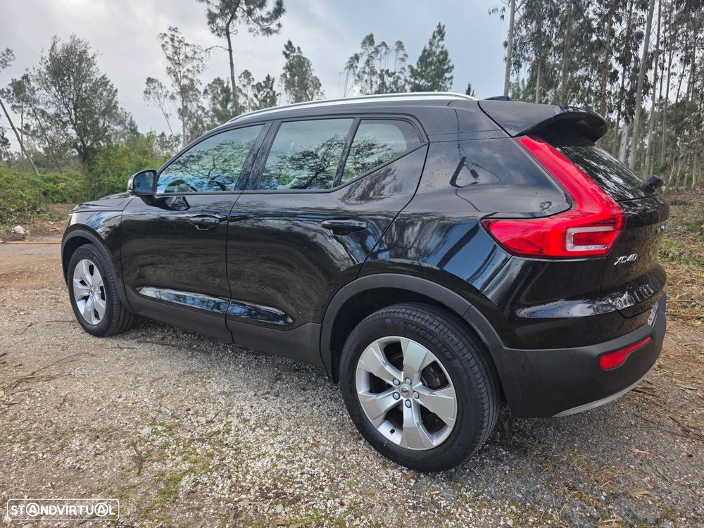 Volvo XC 40 2.0 D3 Momentum Core - 24