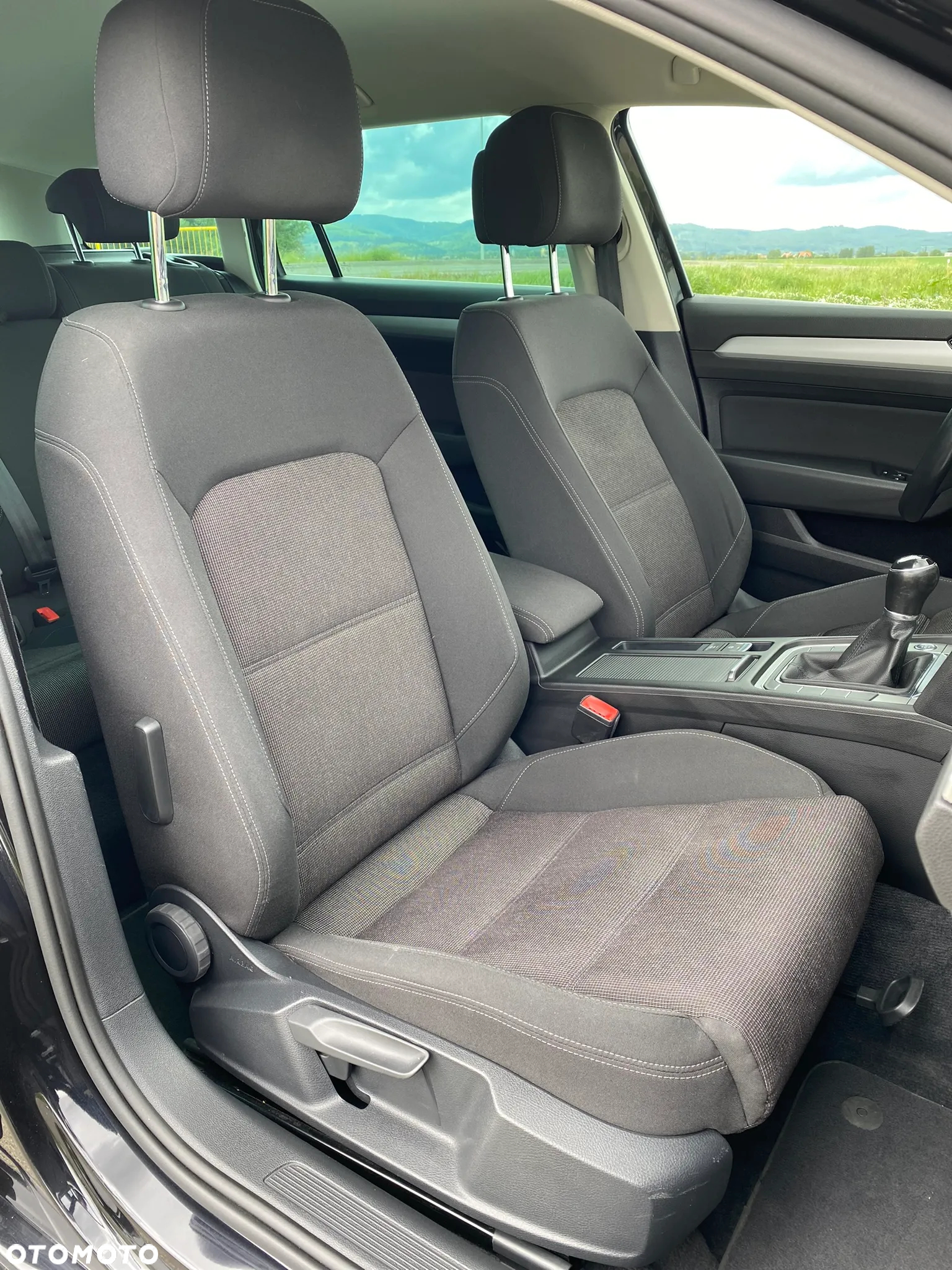 Volkswagen Passat 2.0 TDI BMT Comfortline - 19