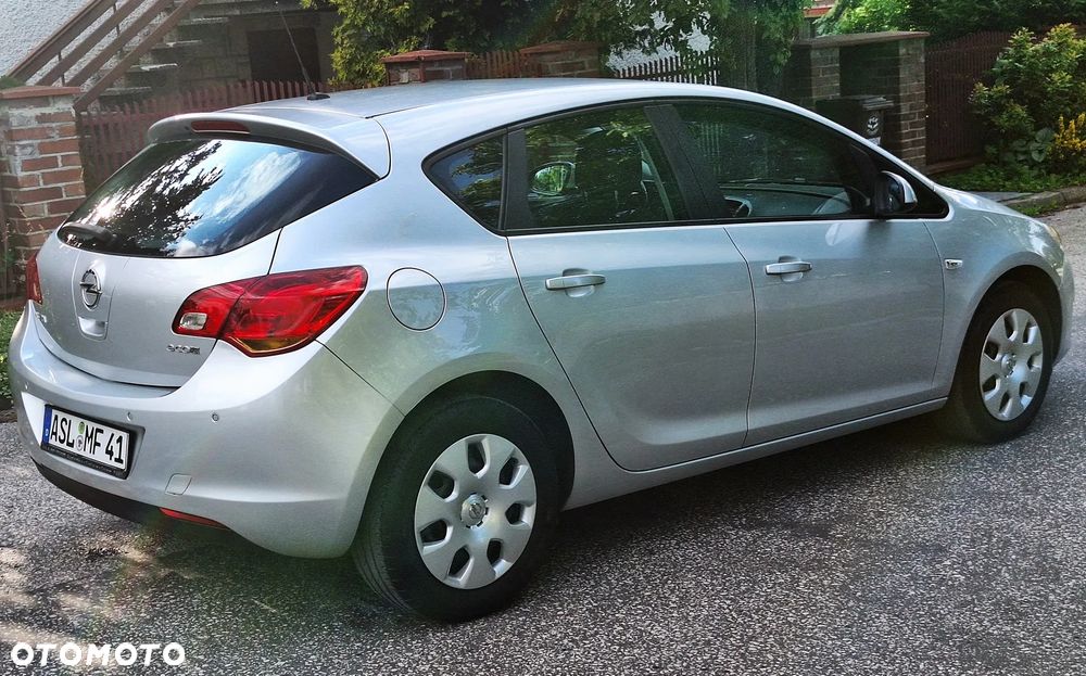 Opel Astra 1.4 Selection - 22