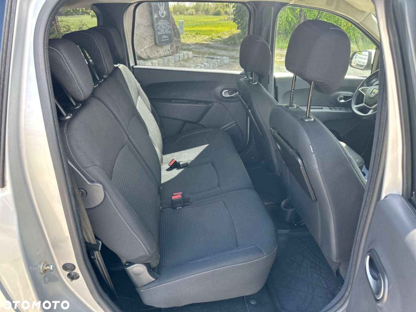 Dacia Lodgy 1.6 SCe Open S&S - 25