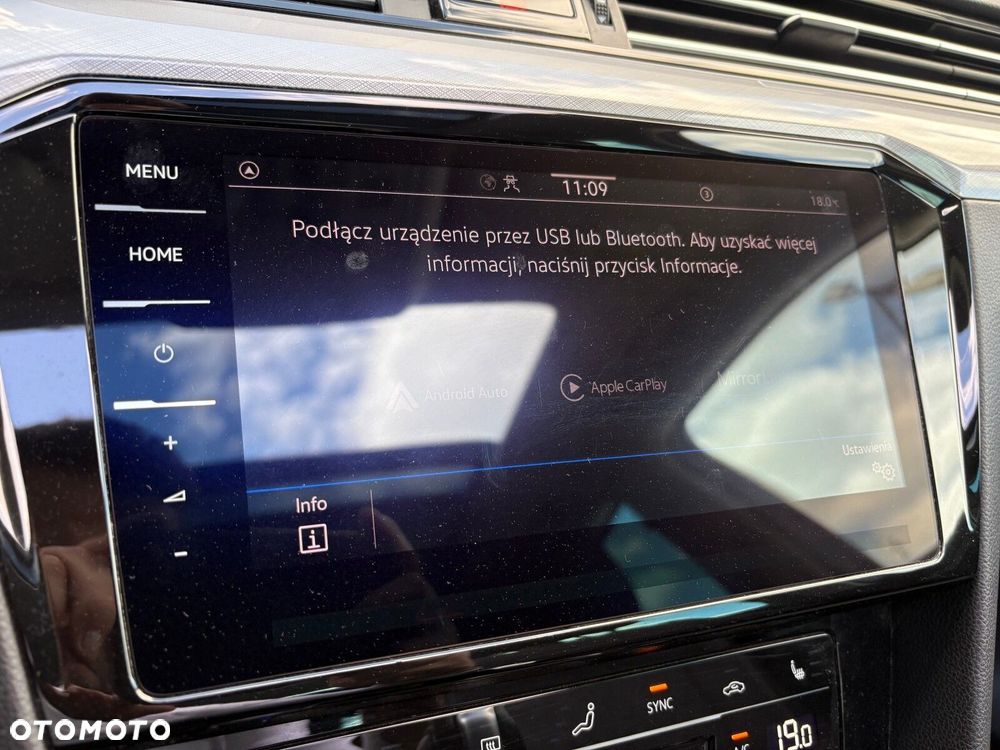 Volkswagen Passat - 35
