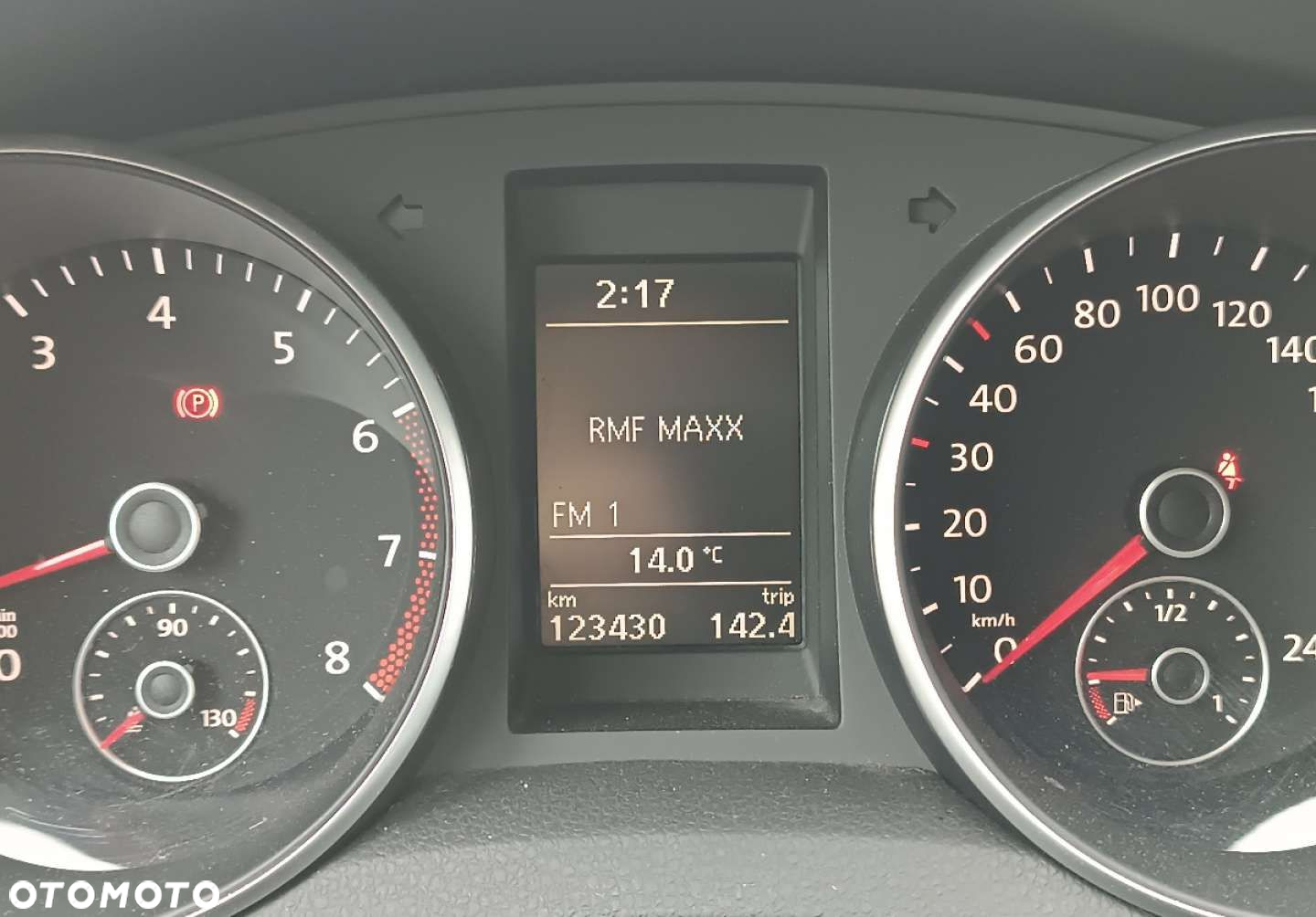 Volkswagen Golf - 32