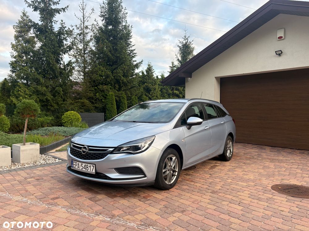 Opel Astra - 1