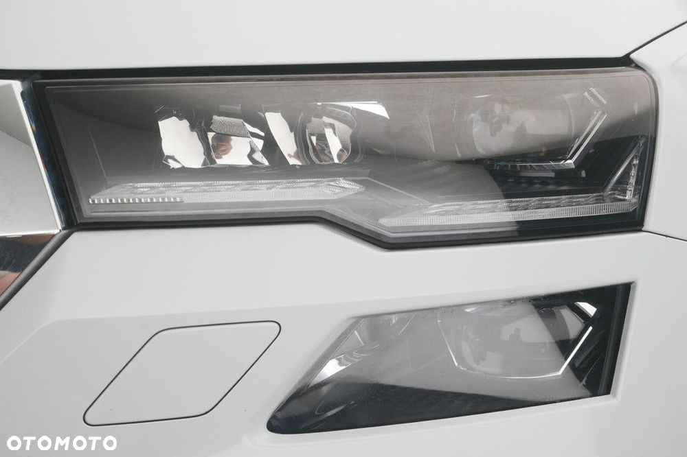 Skoda Karoq 1.5 TSI ACT Selection DSG - 13