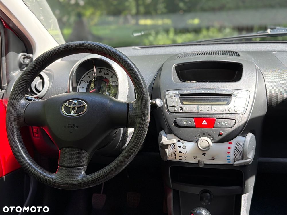 Toyota Aygo - 13
