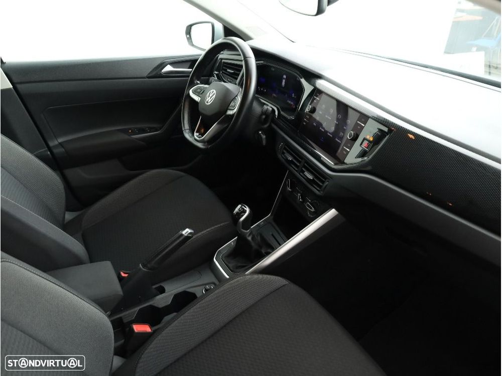 VW Polo 1.0 TSI Urban - 14