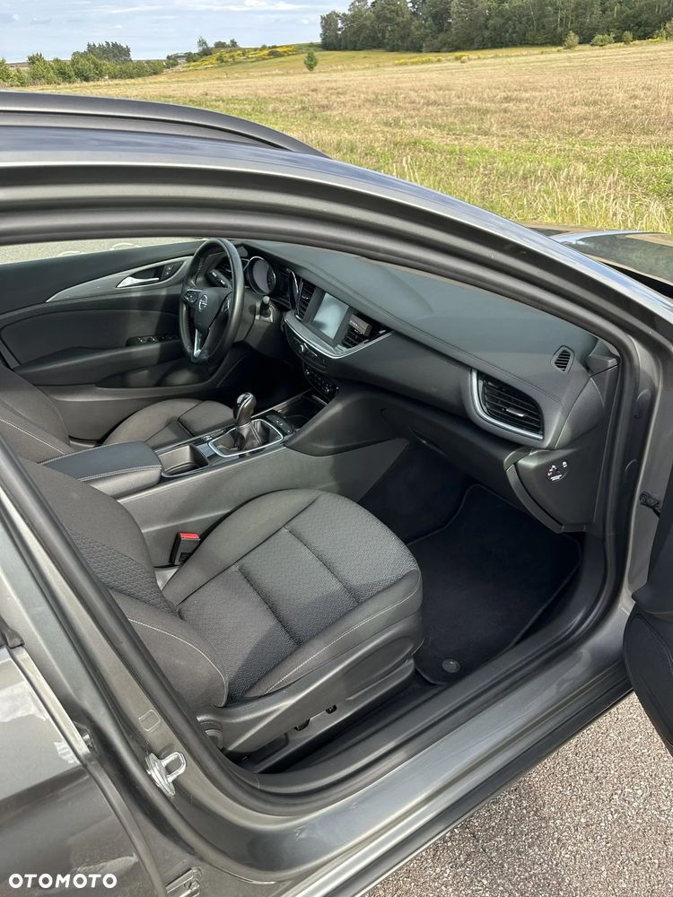 Opel Insignia 1.6 (118g) Business Edition - 11