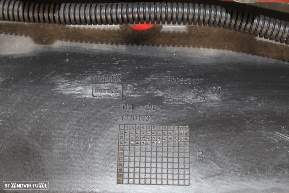 Parachoques Traseiro Peugeot 308 Ii  Para Choques De Trás Peugeot 308 - 8