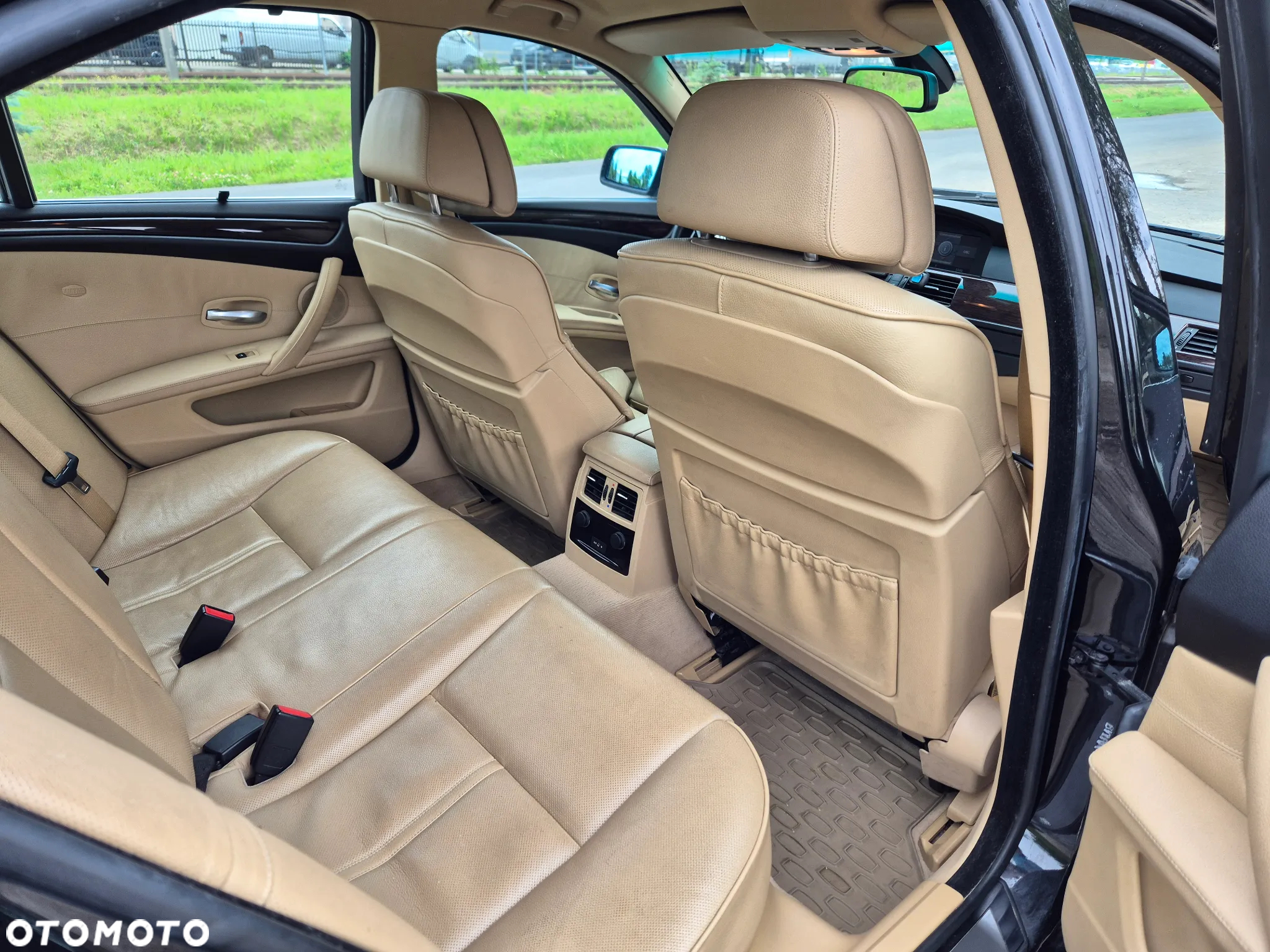BMW Seria 5 - 11