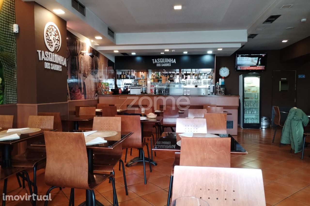 Trespasse de Café bar e Restaurante - Centro de Vila Real - Grande imagem: 2/57