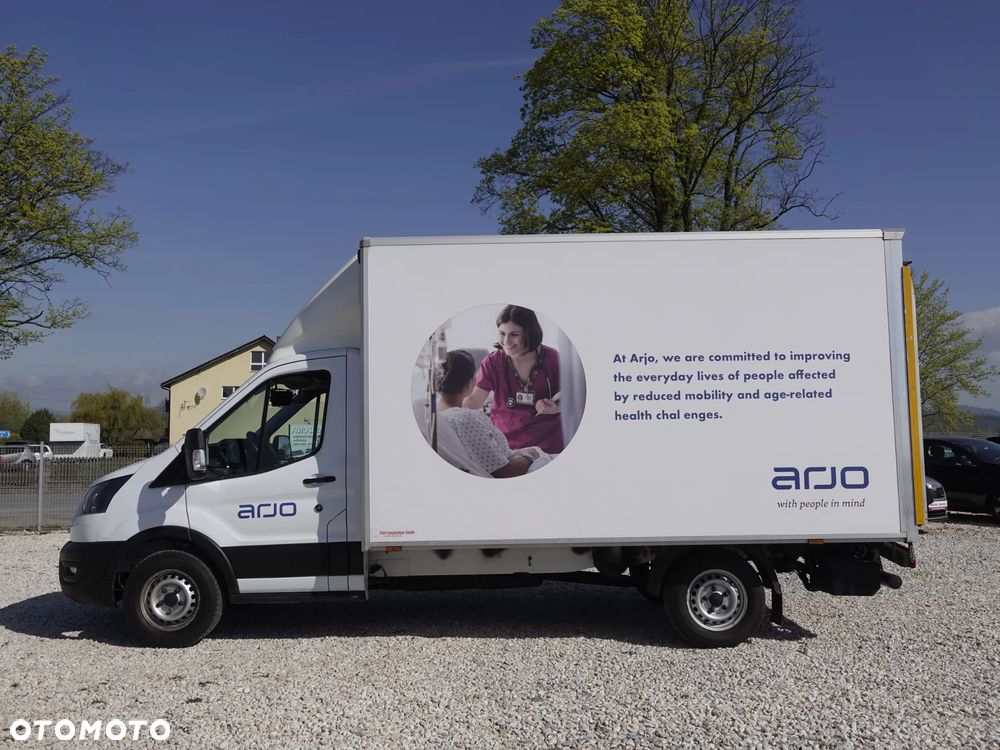 Ford Transit - Kontener z windą - 4