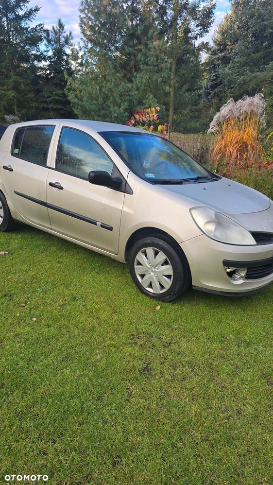 Renault Clio - 3