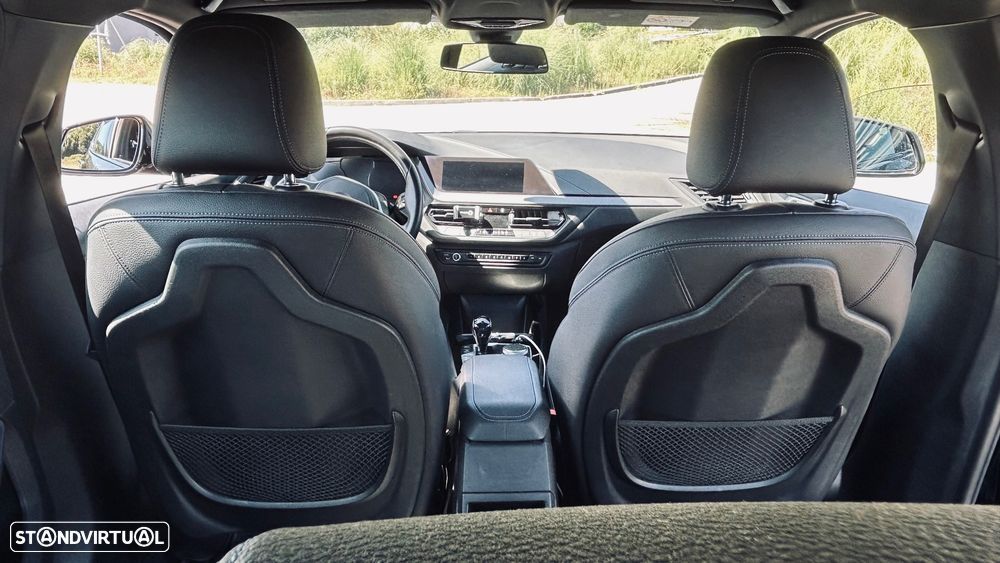 BMW 118 i Pack Desportivo M Auto - 6