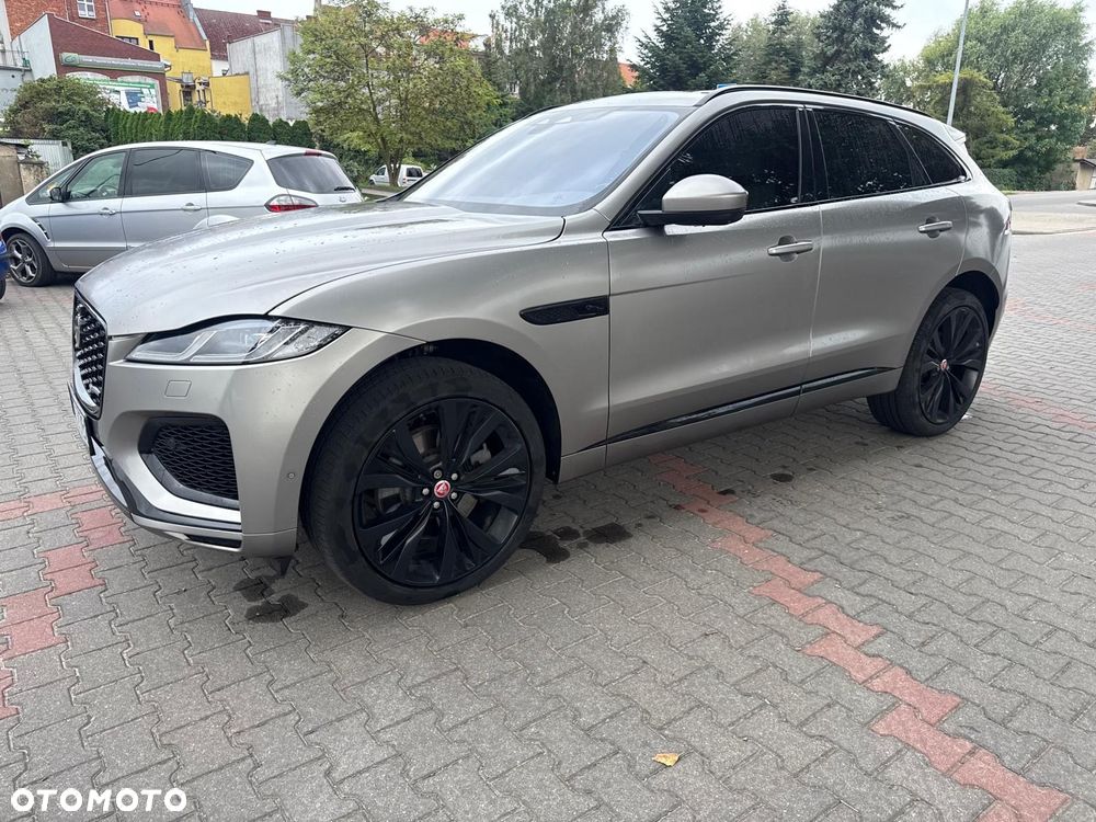 Jaguar F-Pace - 13
