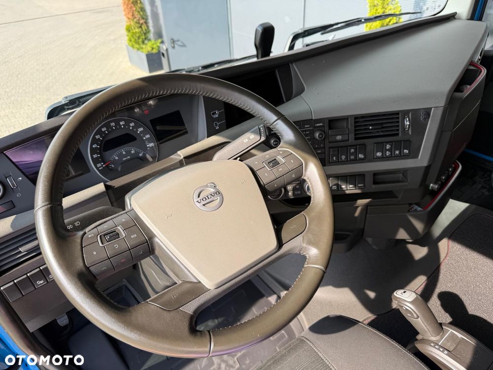 Volvo FH 460 // 2020 r. // Euro 6 // 6x2 // Laweta uniwersalna / platforma / transport maszyn / Nowa zabudowa ocynkowana !! Świeżo z Niemiec !! - 38