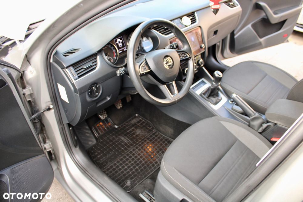 Skoda Octavia 1.6 TDI Business - 5