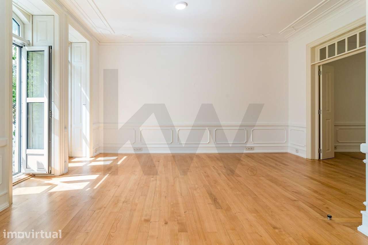 Apartamento T2 na Avenida da Liberdade - Grande imagem: 3/21
