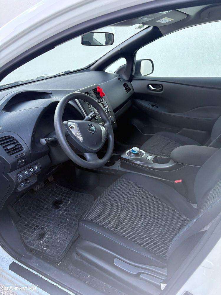 Nissan Leaf - 5