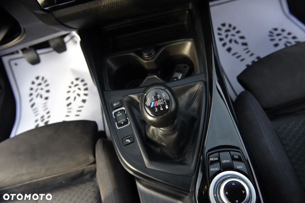BMW Seria 1 118i Edition M Sport Shadow - 25