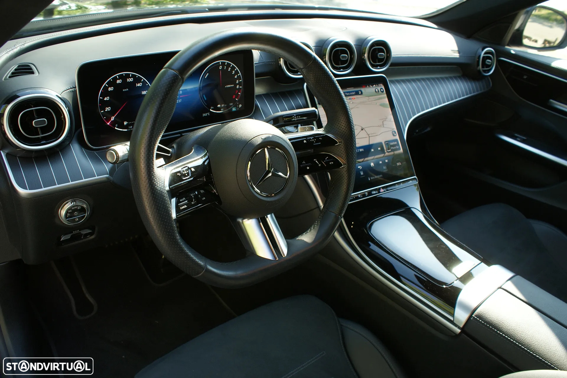 Mercedes-Benz C 300 e AMG Line - 19